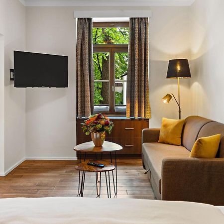 Hotel Deutsche Eiche Мюнхен Экстерьер фото