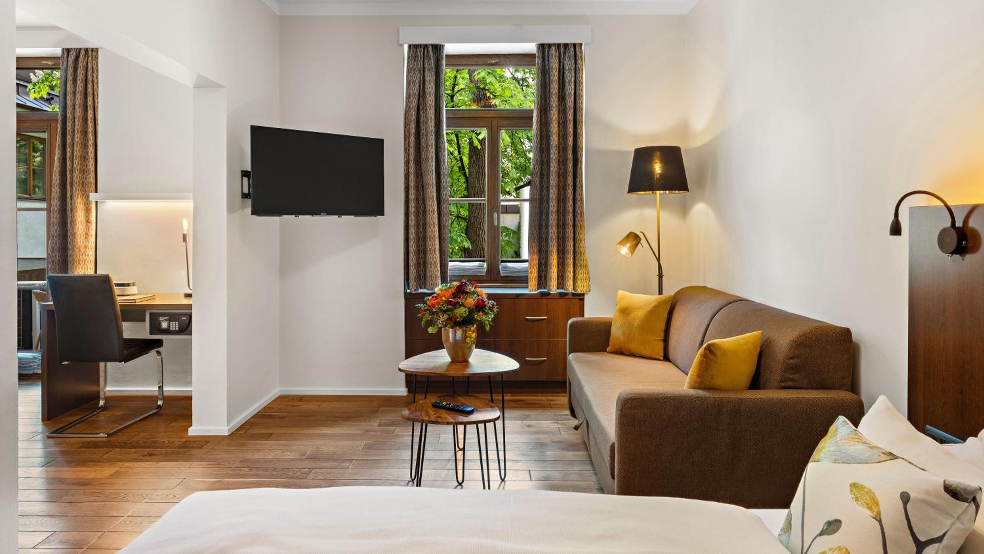 Hotel Deutsche Eiche Мюнхен Экстерьер фото
