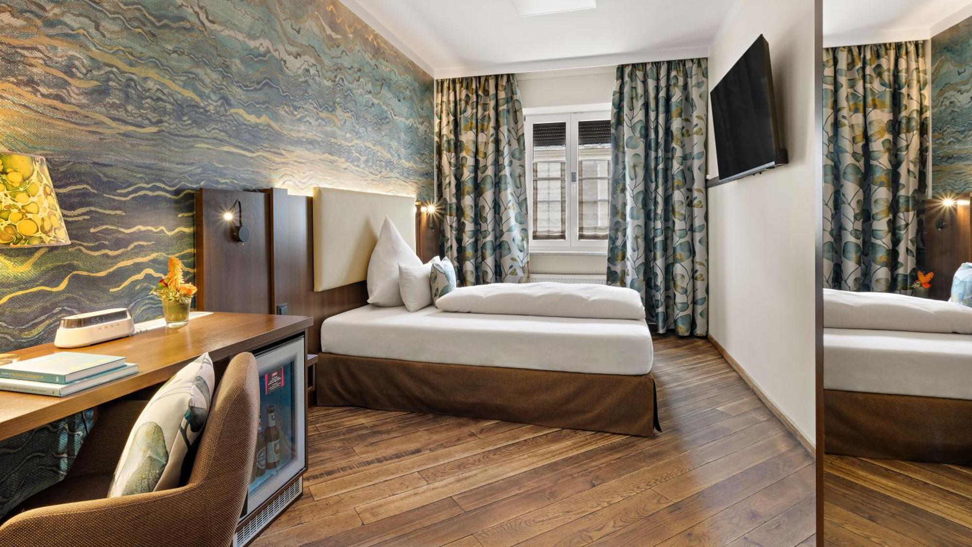 Hotel Deutsche Eiche Мюнхен Экстерьер фото