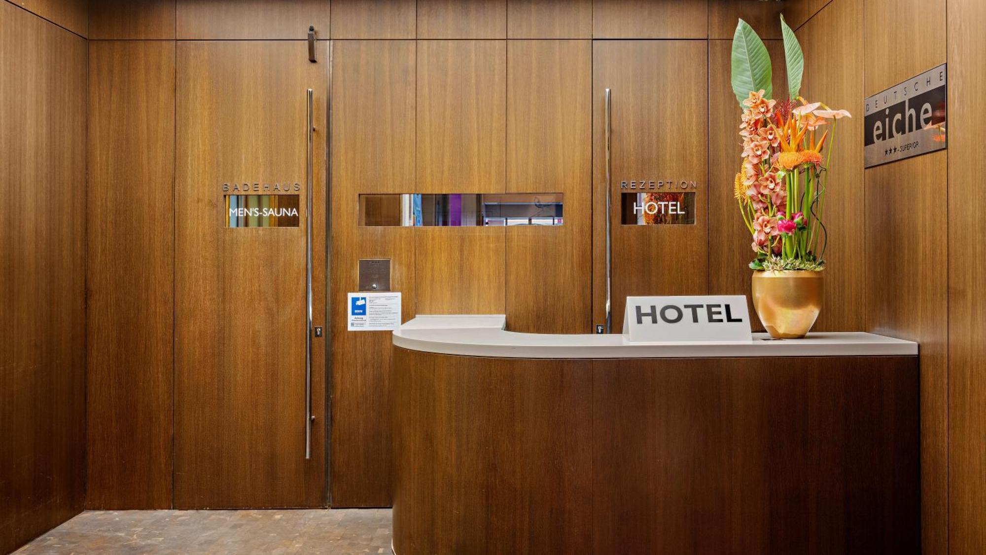 Hotel Deutsche Eiche Мюнхен Экстерьер фото