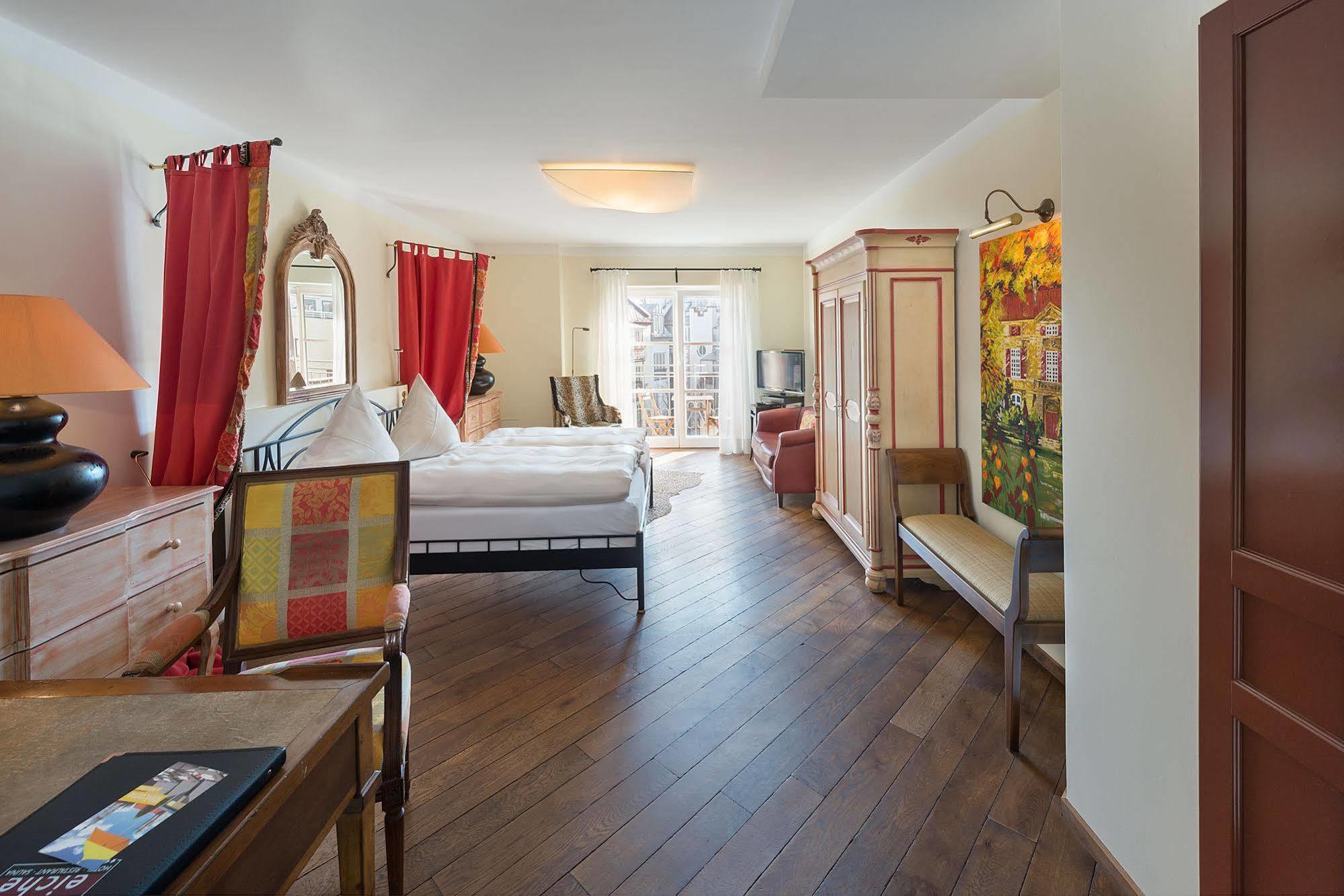 Hotel Deutsche Eiche Мюнхен Экстерьер фото